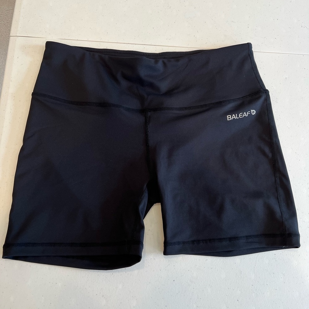Womens Large Baleaf compression shorts